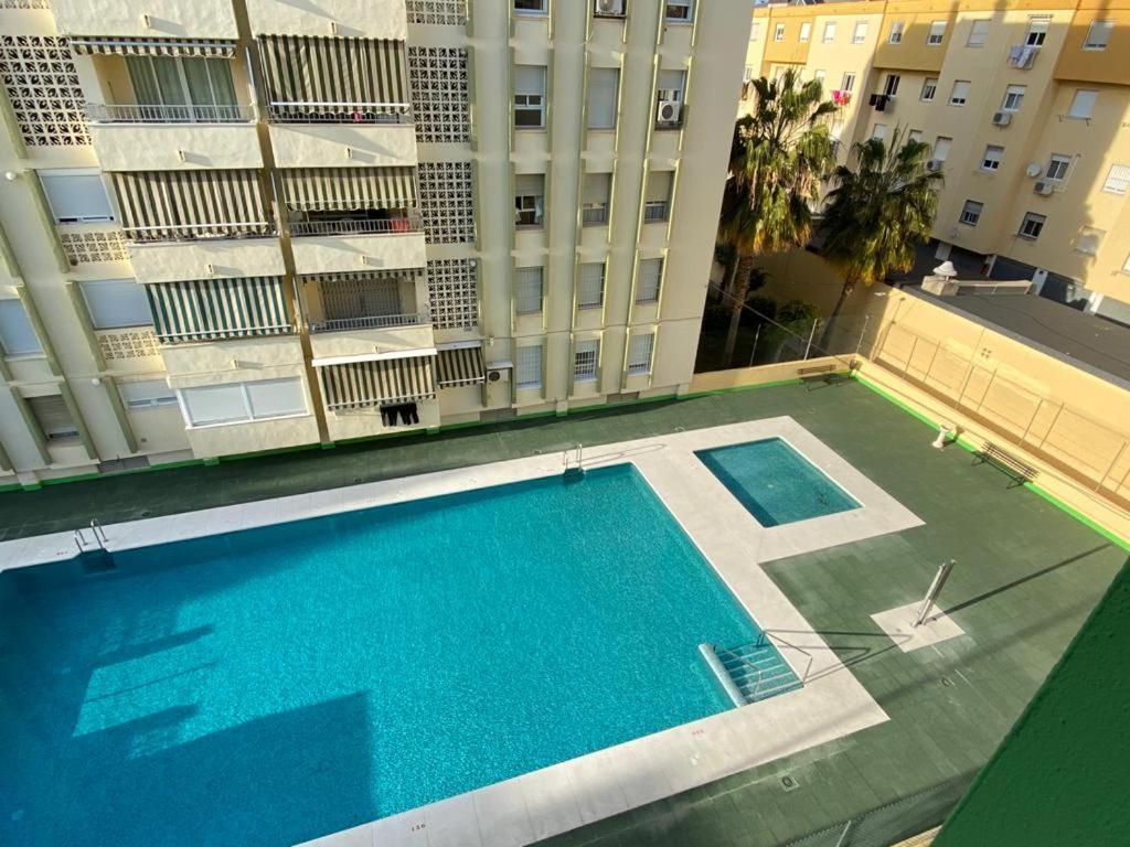 Amplio Piso En Centro De Torre Del Mar Apartment ภายนอก รูปภาพ